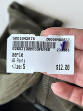 Load image into Gallery viewer, Aerie W Pants Size S
