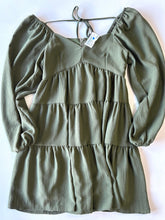 Load image into Gallery viewer, Altar’d State Dress Size S
