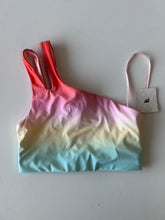 Load image into Gallery viewer, Fabletics W Athletic Tank Size S
