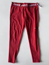 Load image into Gallery viewer, Nike Pro W Athletic Pants Size XL
