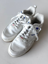 Load image into Gallery viewer, Reebok W Shoes Size 8
