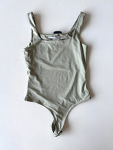 Load image into Gallery viewer, Dress Forum W Tank Size S

