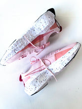 Load image into Gallery viewer, W Athletic Shoe Nike
