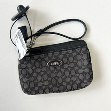 Load image into Gallery viewer, Coach Wallet
