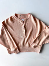 Load image into Gallery viewer, American Eagle Long Sleeve Size Extra Small

