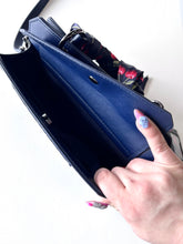 Load image into Gallery viewer, Steve Madden Purse
