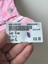 Load image into Gallery viewer, Judy Blue W Shorts Size XL
