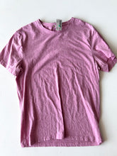 Load image into Gallery viewer, H&amp;M M Tee Size XL
