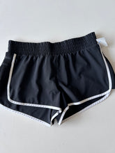 Load image into Gallery viewer, All In Motion W Athletic Shorts Size L
