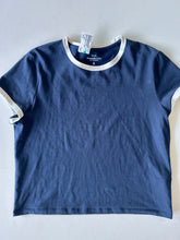 Load image into Gallery viewer, Abercrombie &amp; Fitch W T-Shirt Size XL
