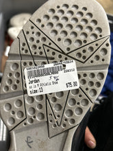 Load image into Gallery viewer, Jordan Athletic Shoes Mens Size 13
