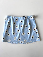 Load image into Gallery viewer, Princess Polly W Skirt Size L
