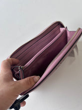 Load image into Gallery viewer, Kate Spade Wallet
