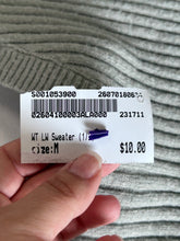 Load image into Gallery viewer, Green W Sweater (1/2) Size M
