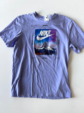 Load image into Gallery viewer, Nike M T-Shirt Size M
