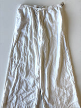 Load image into Gallery viewer, A New Day W Pants Size L

