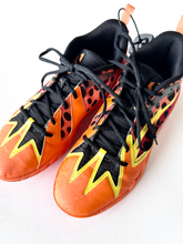 Load image into Gallery viewer, Puma Mens Athletic Shoes 11
