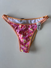 Load image into Gallery viewer, Pink Swimsuit Bottoms (2/2) Size L
