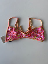 Load image into Gallery viewer, Pink Swimsuit Top (1/2) Size L
