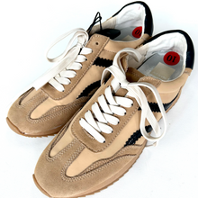 Load image into Gallery viewer, Dolce Vita Casual Shoes Womens 10
