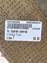 Load image into Gallery viewer, LC Lauren Conrad W Sandals Size 7
