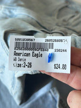 Load image into Gallery viewer, American Eagle W Denim Size 2-26
