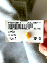 Load image into Gallery viewer, Aerie Pants Size Medium
