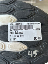 Load image into Gallery viewer, New Balance M Shoe Size 11
