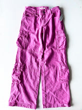 Load image into Gallery viewer, Pac Sun WB Pants Size 1-25
