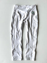 Load image into Gallery viewer, Lululemon WA Pants Size M
