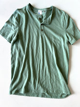 Load image into Gallery viewer, Sonoma M T-Shirt Size M
