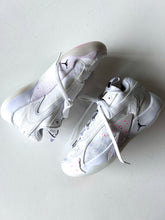 Load image into Gallery viewer, Jordan W Shoe Size 6.5

