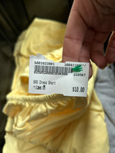 Load image into Gallery viewer, Dress Short Size Medium
