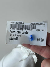 Load image into Gallery viewer, American Eagle Size M
