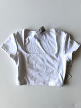 Load image into Gallery viewer, Buff Bunny W Athletic T-Shirt Size M
