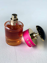 Load image into Gallery viewer, Prada Purfume
