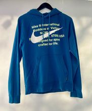 Load image into Gallery viewer, Nike Sweatshirt Size Extra Small
