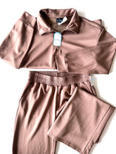 Load image into Gallery viewer, Brown WA Pants (2/2) Size M
