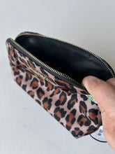 Load image into Gallery viewer, Kate Spade Makeup Bag
