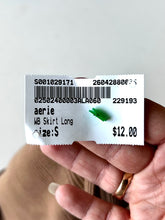 Load image into Gallery viewer, Aerie Long Skirt Size Small
