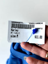Load image into Gallery viewer, Hurley T-shirt Size Medium
