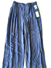 Load image into Gallery viewer, A New Day Pants Size large
