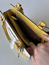 Load image into Gallery viewer, Michael Kors Purse

