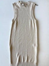 Load image into Gallery viewer, H&amp;M Dress Long Size XS
