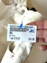 Load image into Gallery viewer, BDG W Pants Size 3/4-27
