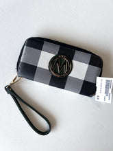Load image into Gallery viewer, Mia K Collection Wallet
