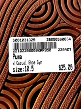 Load image into Gallery viewer, Puma W Shoe 10.5
