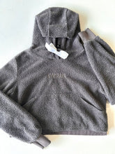 Load image into Gallery viewer, Gym Shark W Sweatshirt Size S
