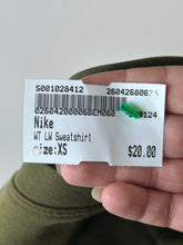 Load image into Gallery viewer, Nike W Sweatshirt Size XS
