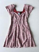Load image into Gallery viewer, Abercrombie &amp; Fitch Dress Size S
